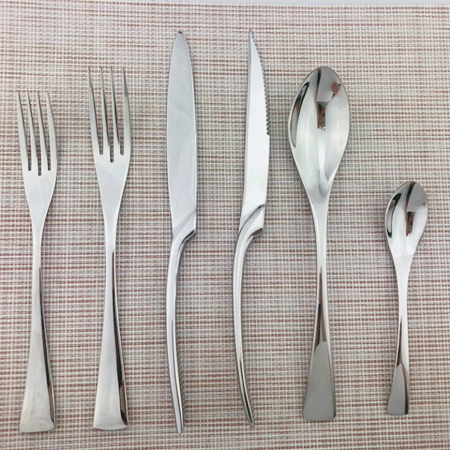 24Pcs 18/10 Stainless Steel Dinnerware Set - Image 9