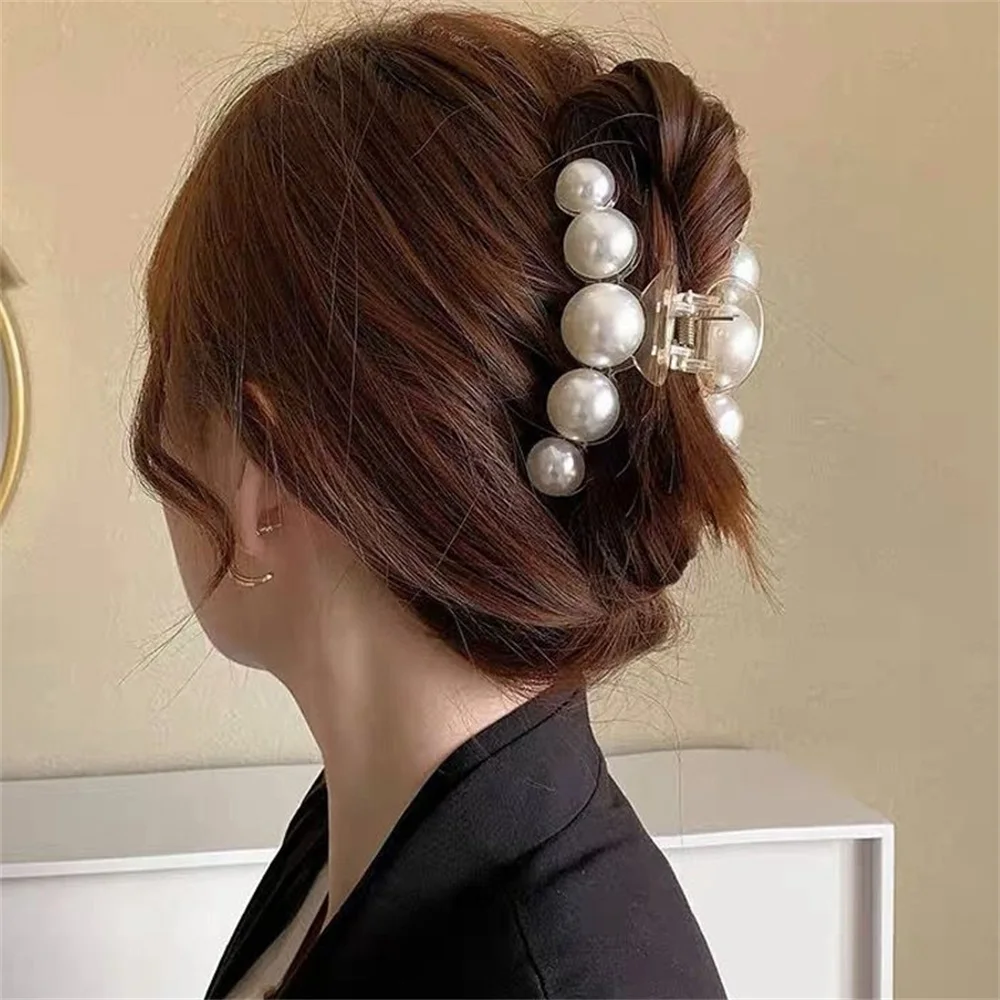 4 Pack Pearl Hair Grab Clips - Image 3