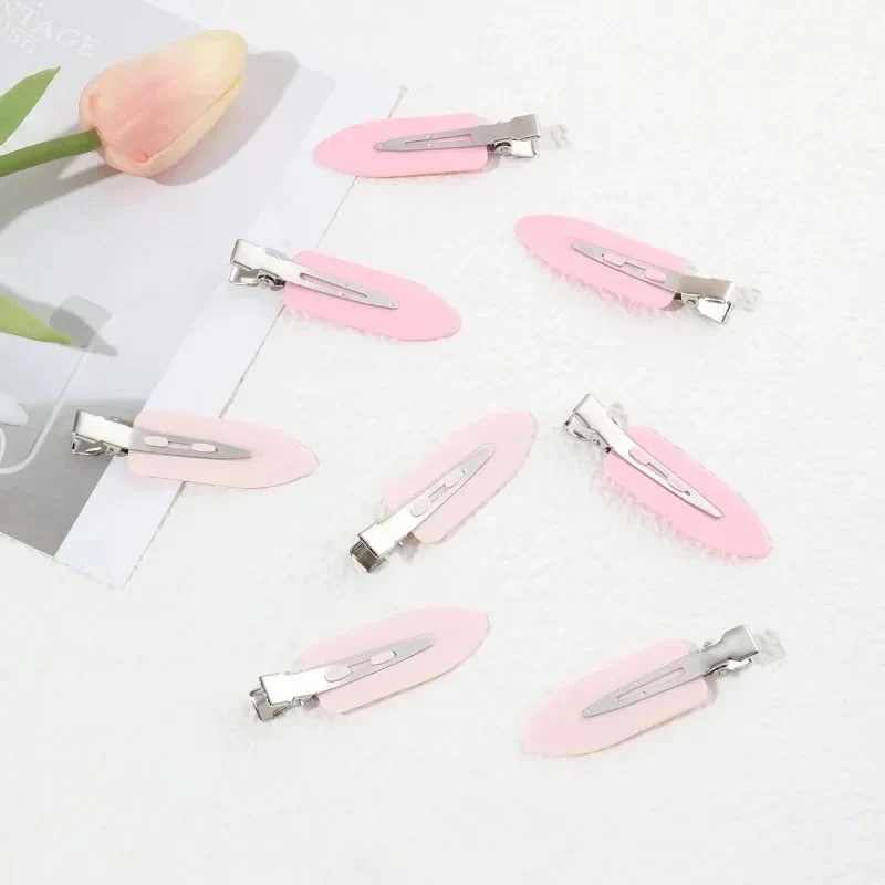 8PCs Set of Seamless Hair Clips - Image 4