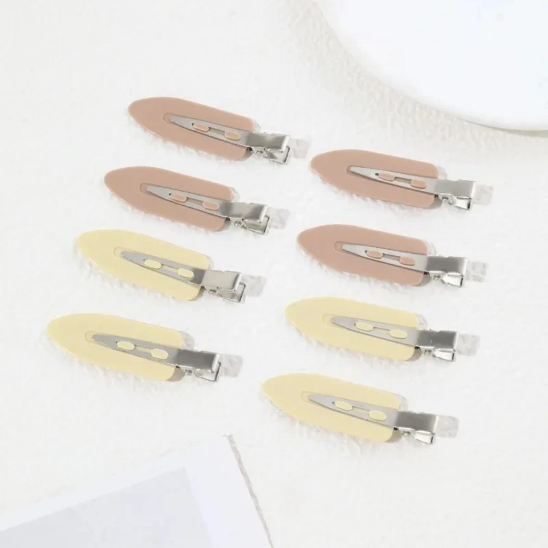 8PCs Set of Seamless Hair Clips - Image 6