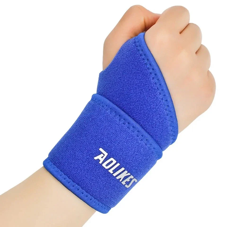 Adjustable Compression Wrist Brace for Versatile Support - Image 13