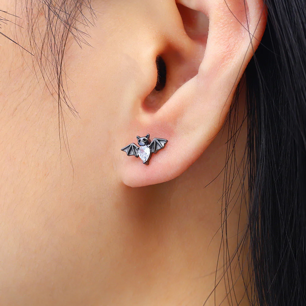 Black Vampire Gothic Bat Stud Earrings European And American Halloween Accessories - Image 6