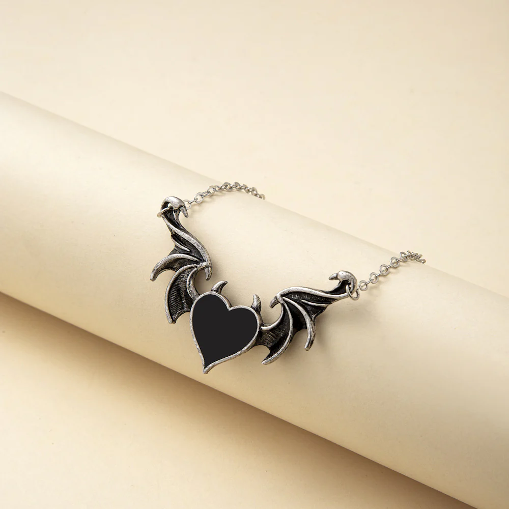 Fashion Metal Pendant Heart Drip Necklace - Image 2