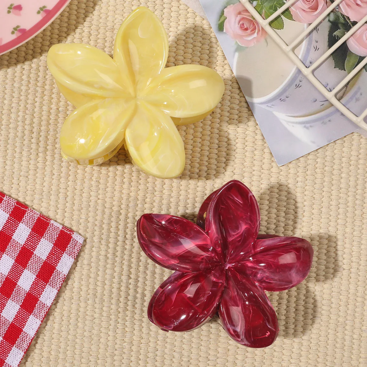 Hawaiian Flower Claw Clip - Image 21