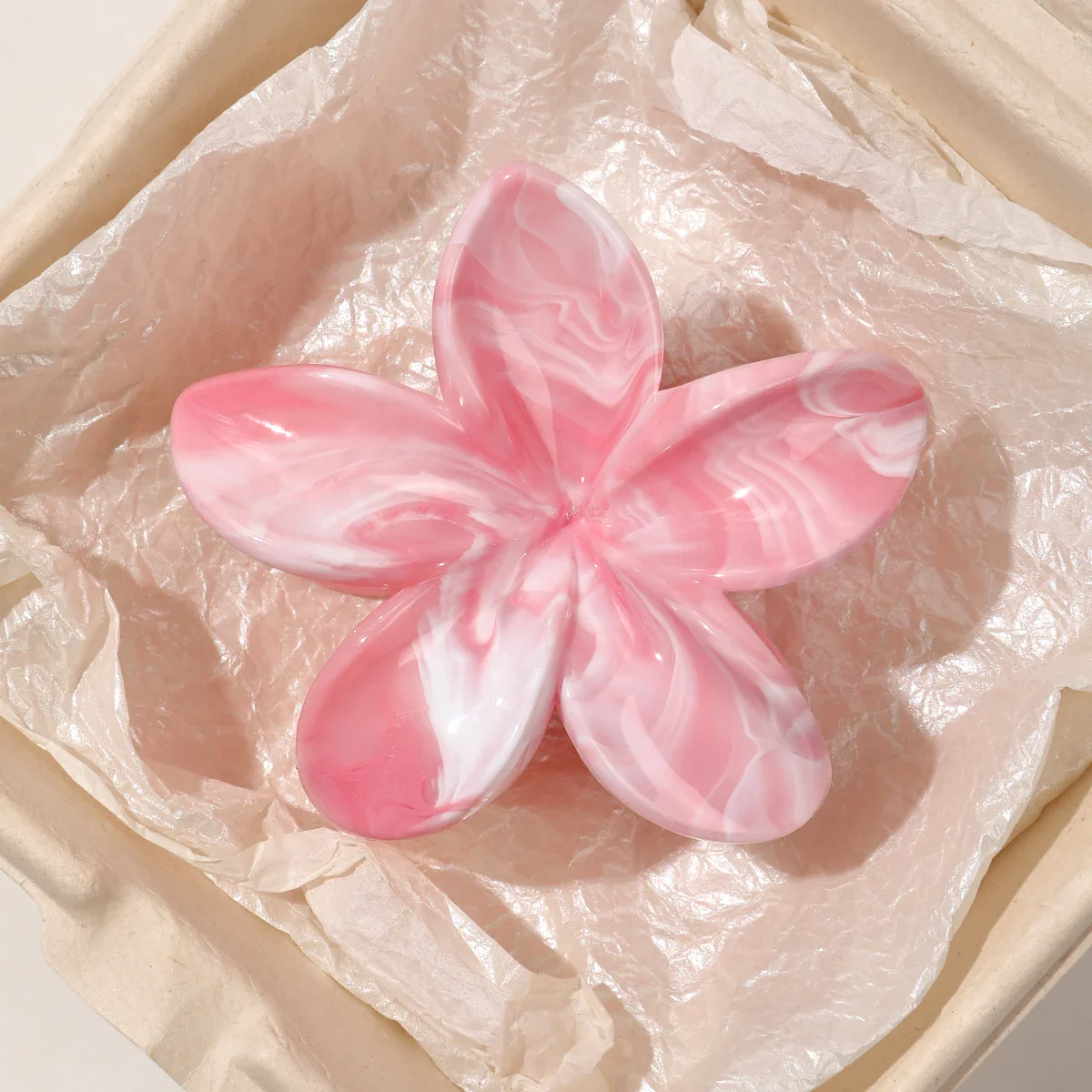 Hawaiian Flower Claw Clip - Image 9