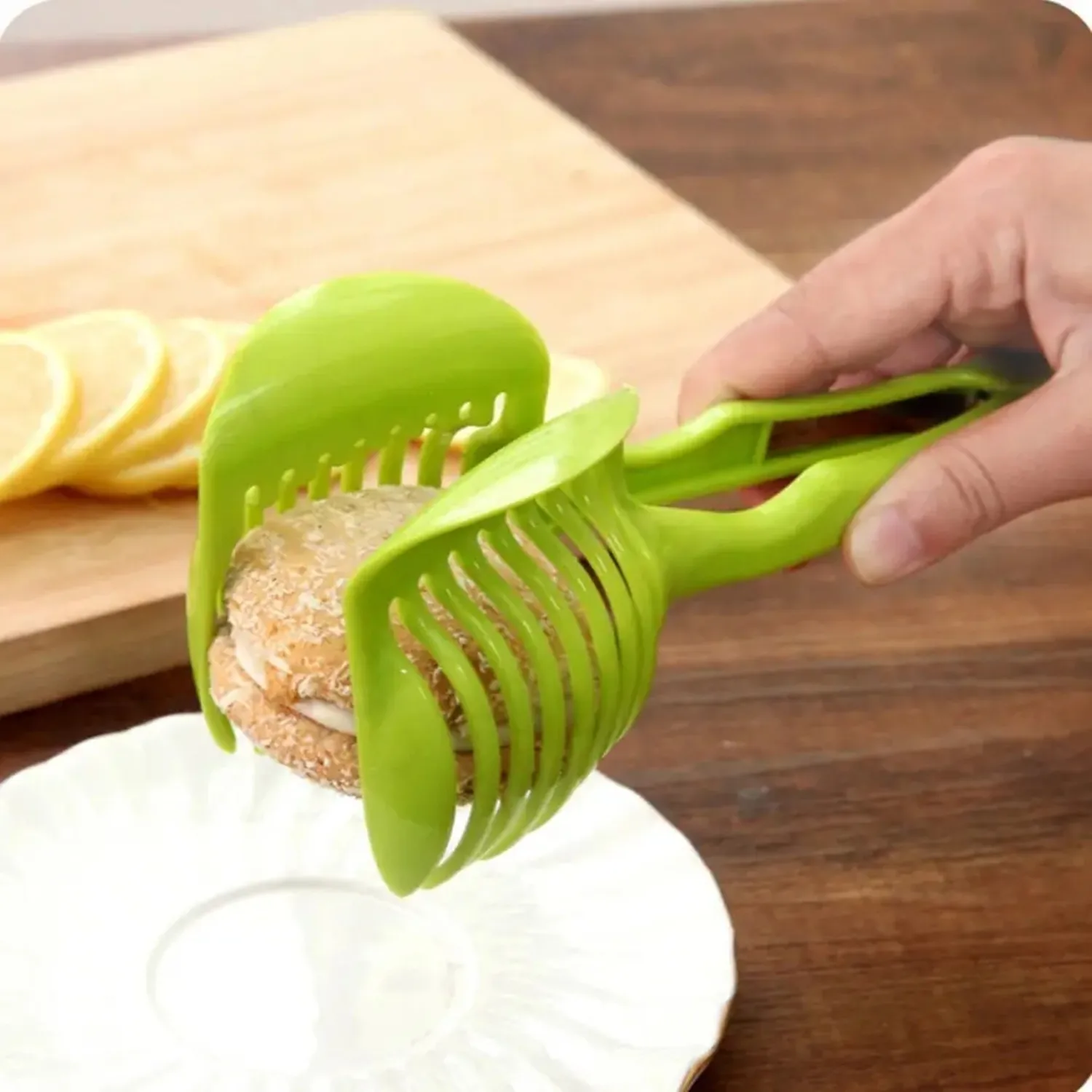 Plastic Kitchen Handheld Vegetable Slicer for Potato or Tomato - Image 4