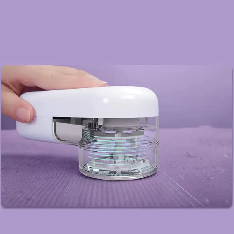 Portable Rechargeable Lint Remover - Image 4