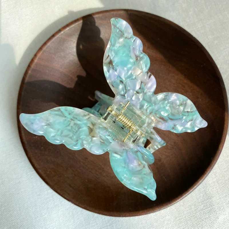 Retro Butterfly Hair Clips - Image 7