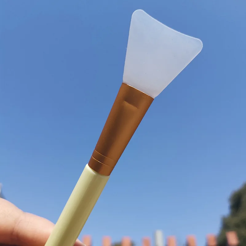 Silicone Face Mask Brush - Image 8