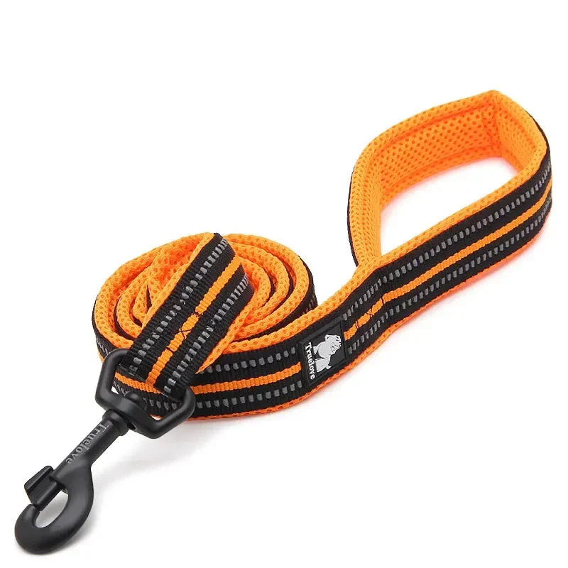 Soft Pet Leash with Reflective Nylon Mesh Padding - Image 8