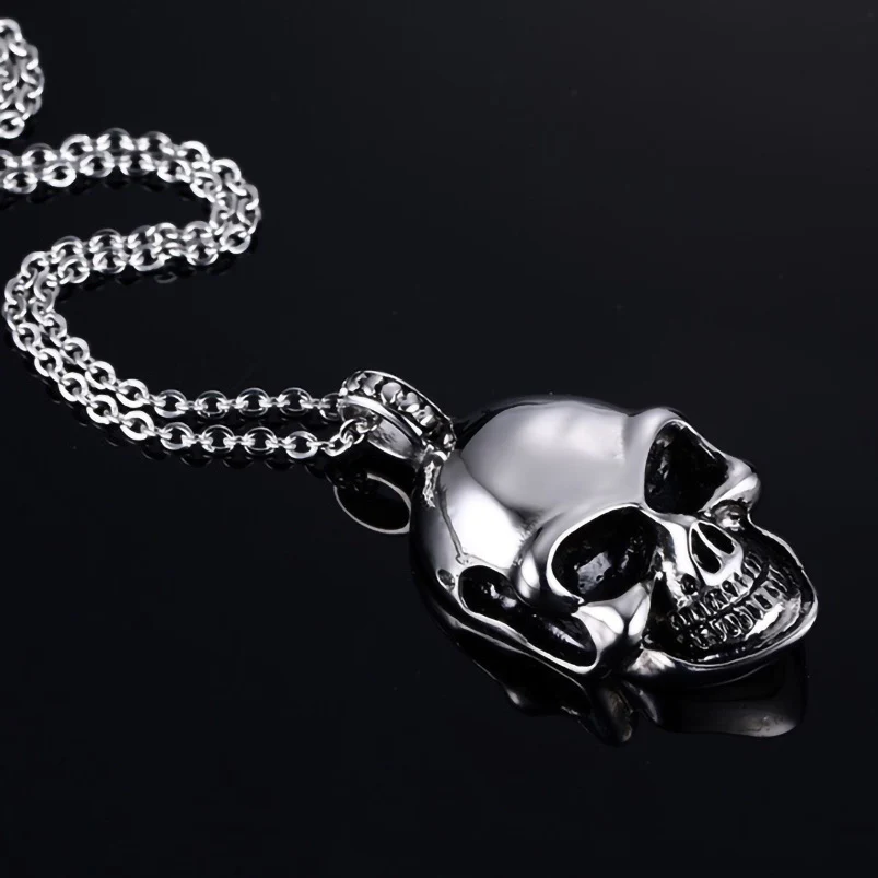 Titanium Steel Cool Skull Necklace - Image 3