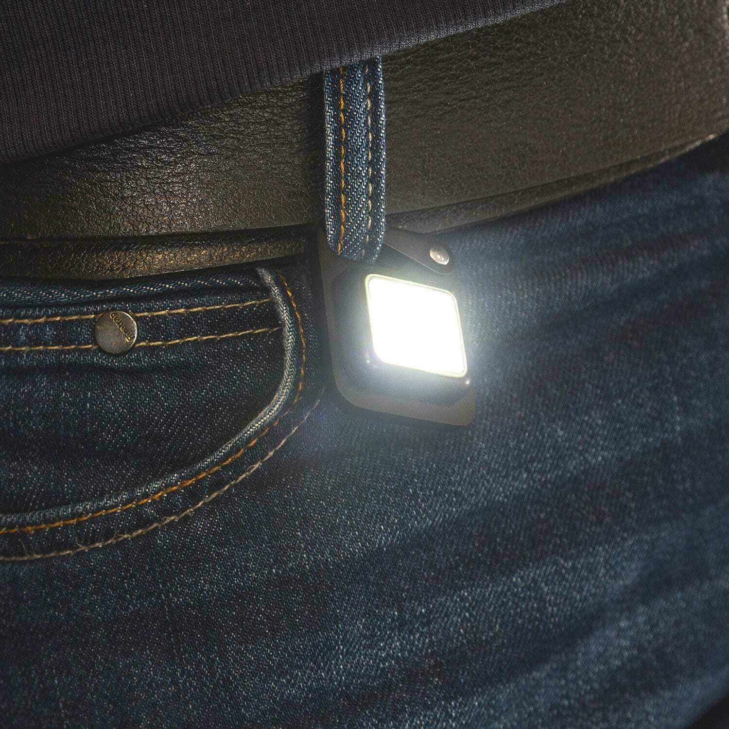 True Utility Button Lite Personal + Handsfree Rechargeable Work Light - Image 10