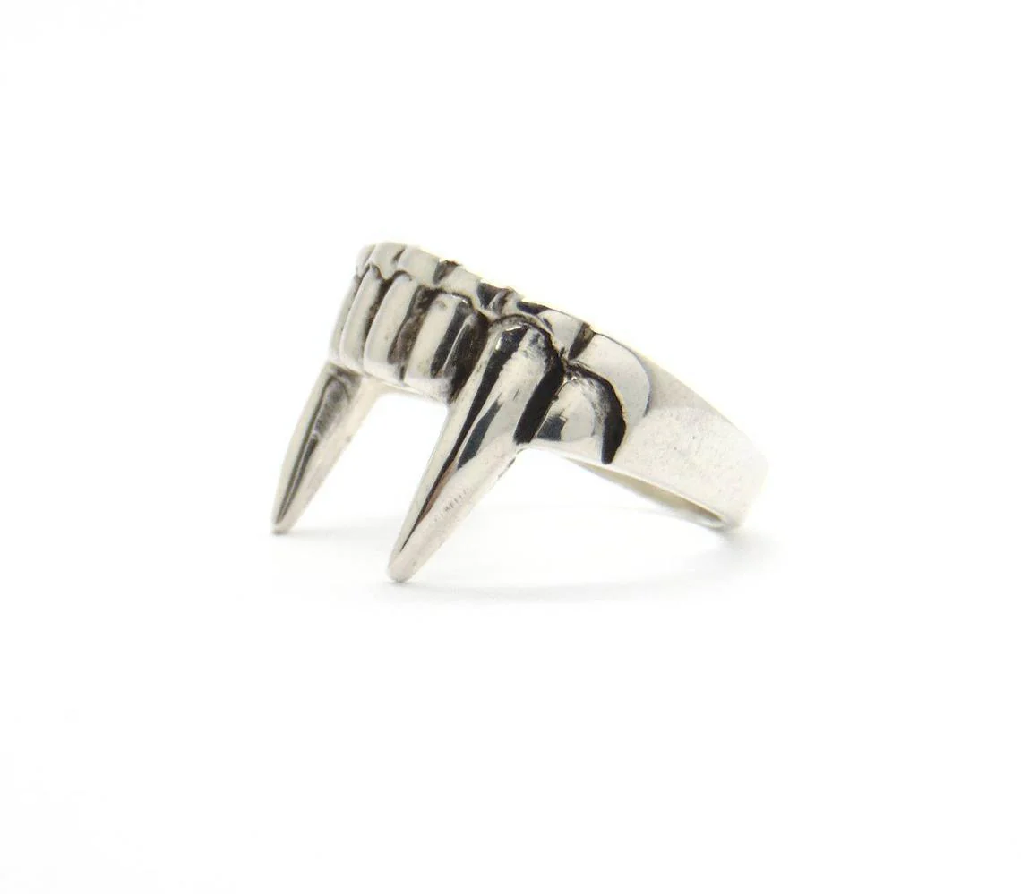 Vampire Personality Teeth Retro Men's And Women's Alloy Ring - Image 7