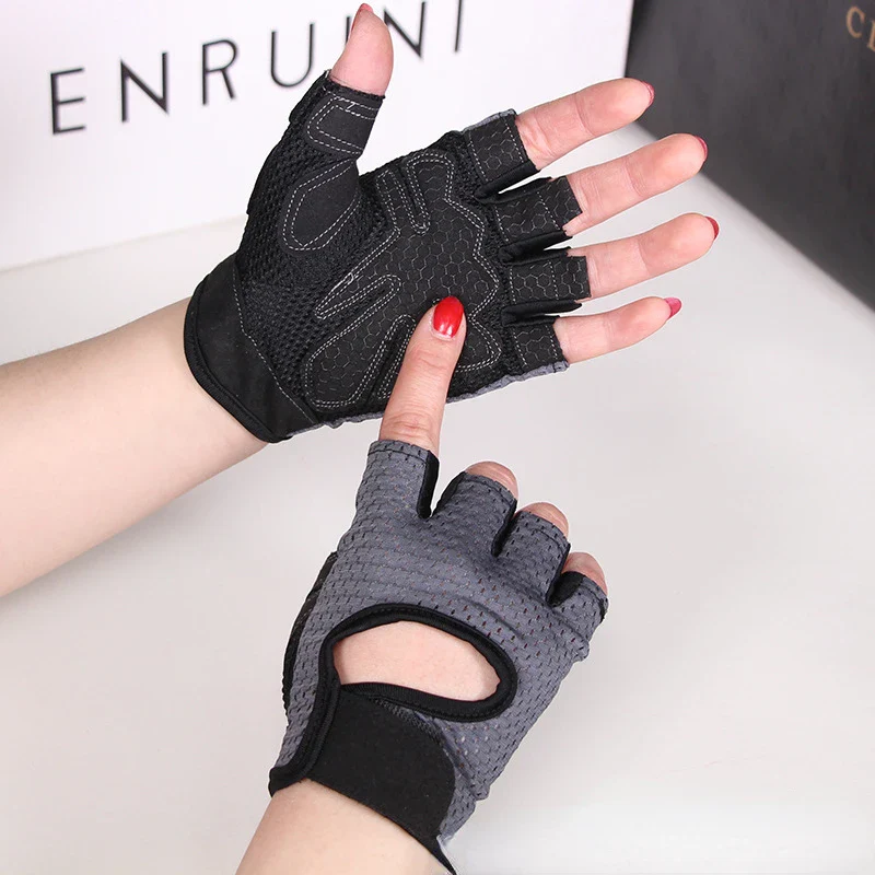Weightlifting Gloves - Image 2